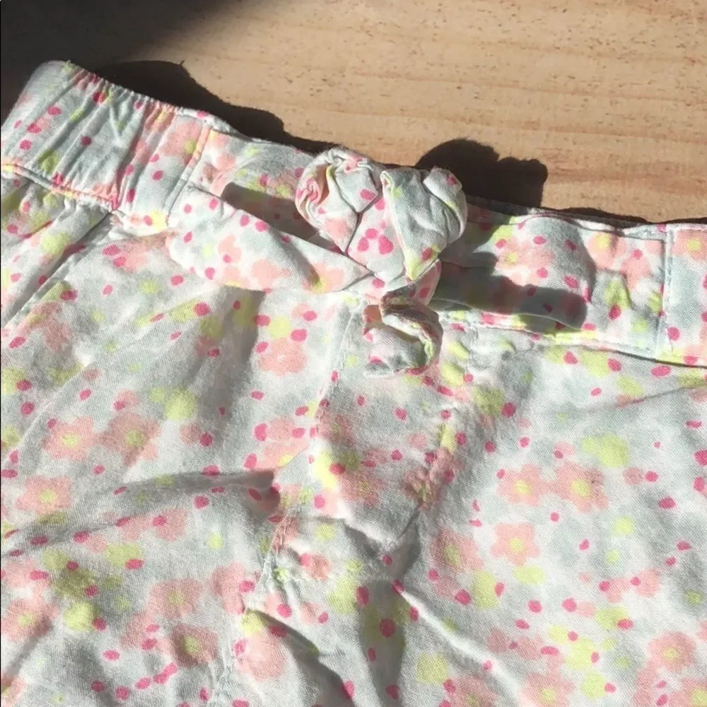 🍭4/$20 Osh Kosh Floral Rayon Pants 12-18 m